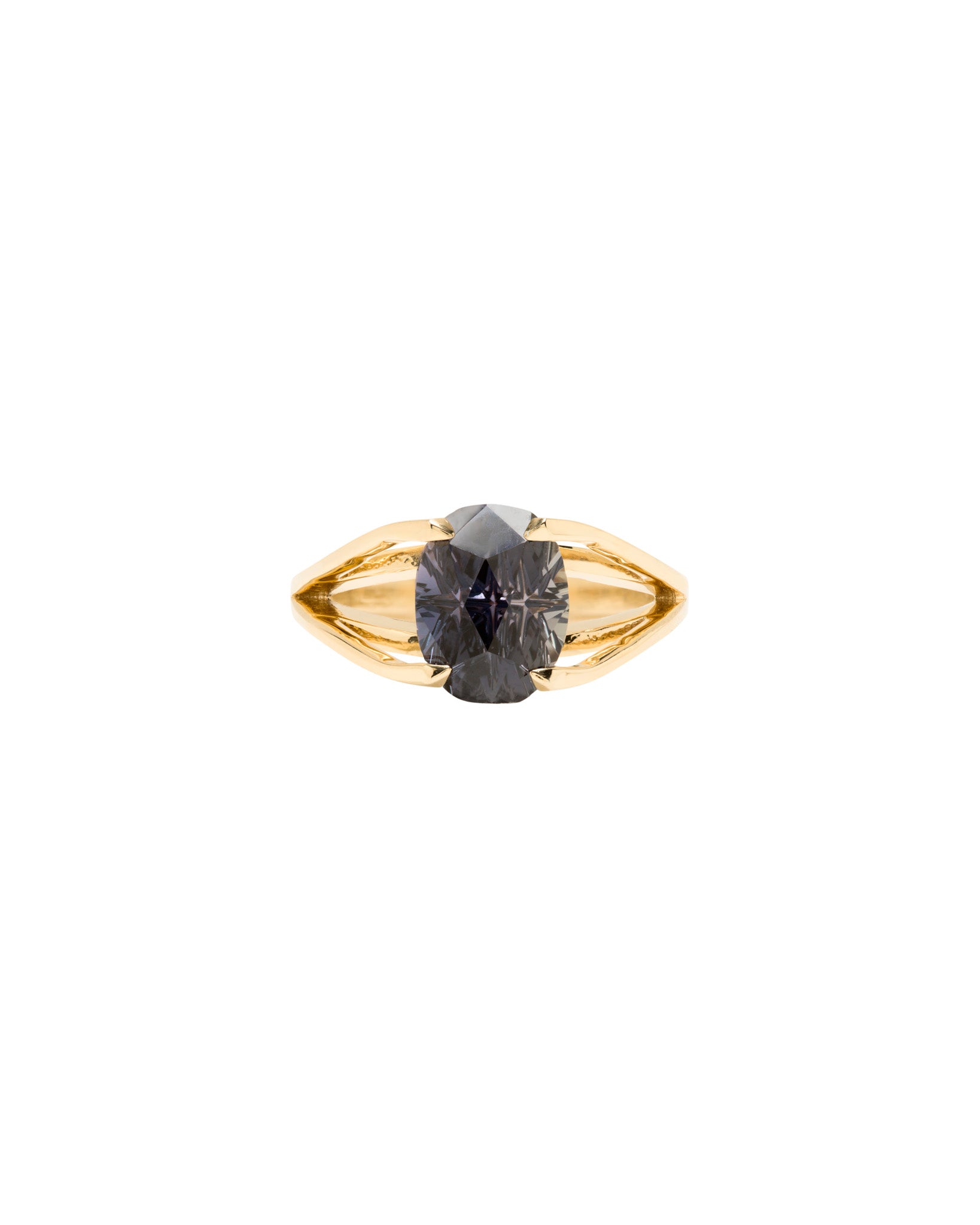 Centered Engagement Ring Signature Collection