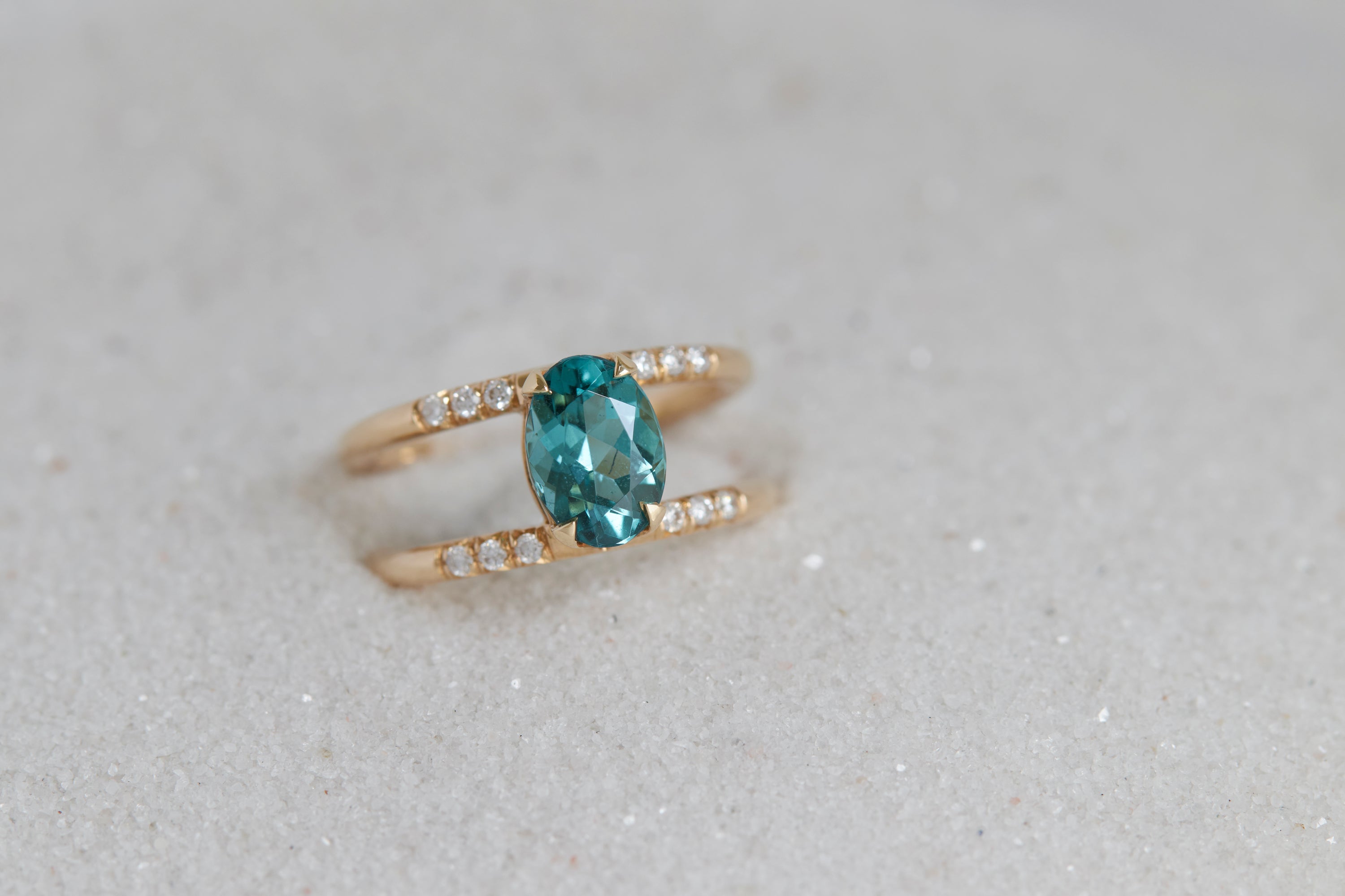 Illuminate Engagement Ring Signature Collection