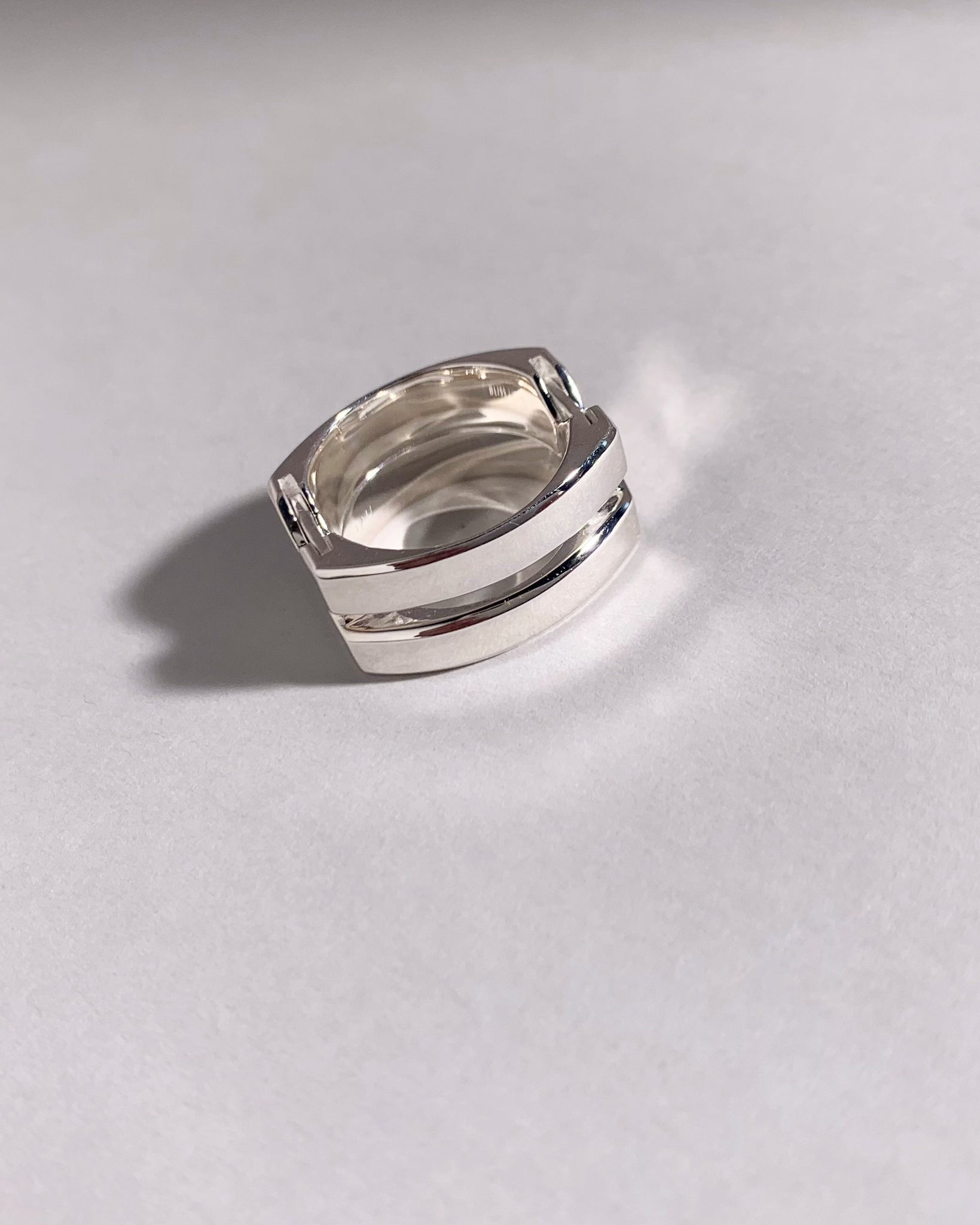Singular Ring Size 6.5 - Vault Sale