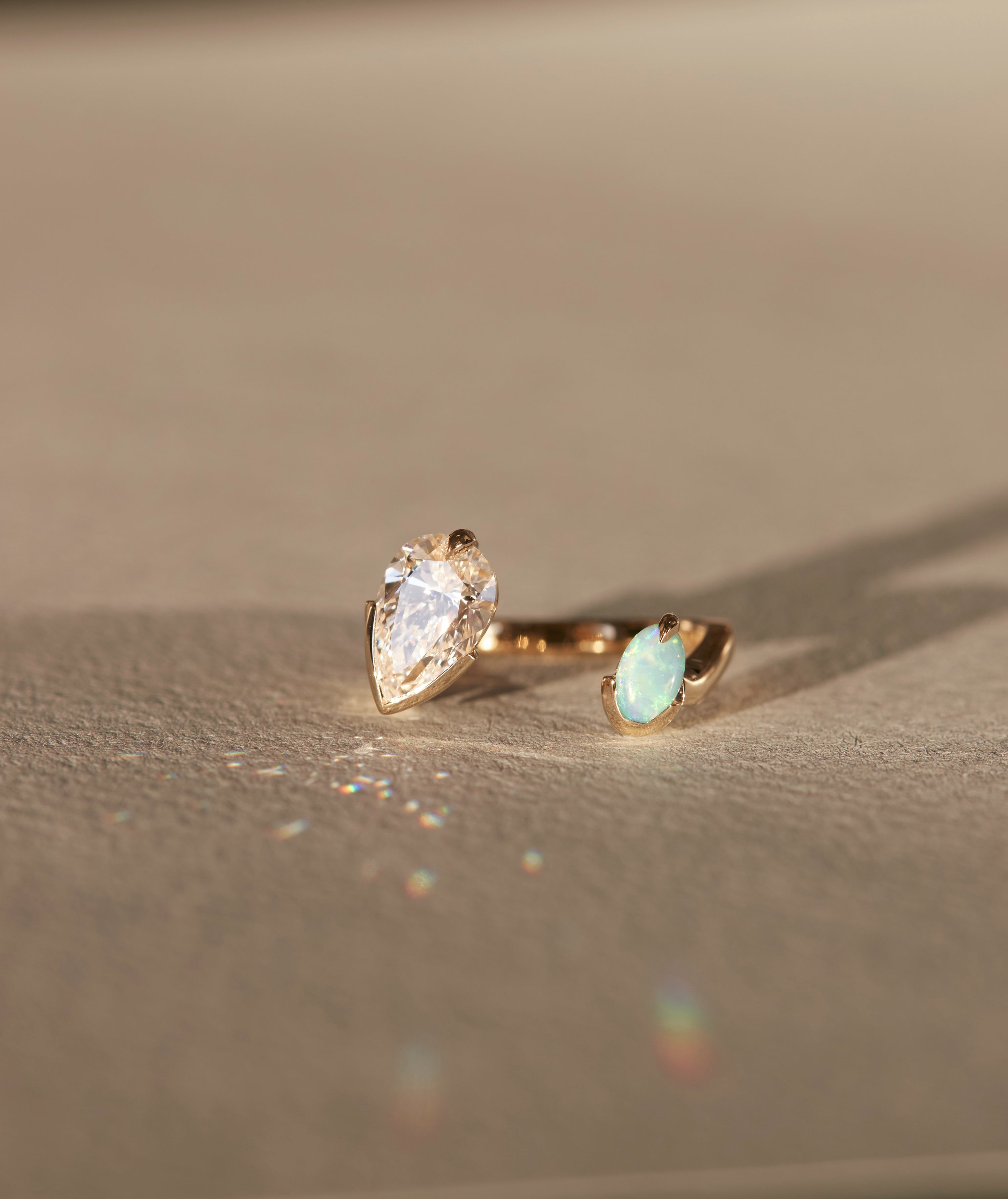 Intuitive Ring Sun Diamond Signature Collection