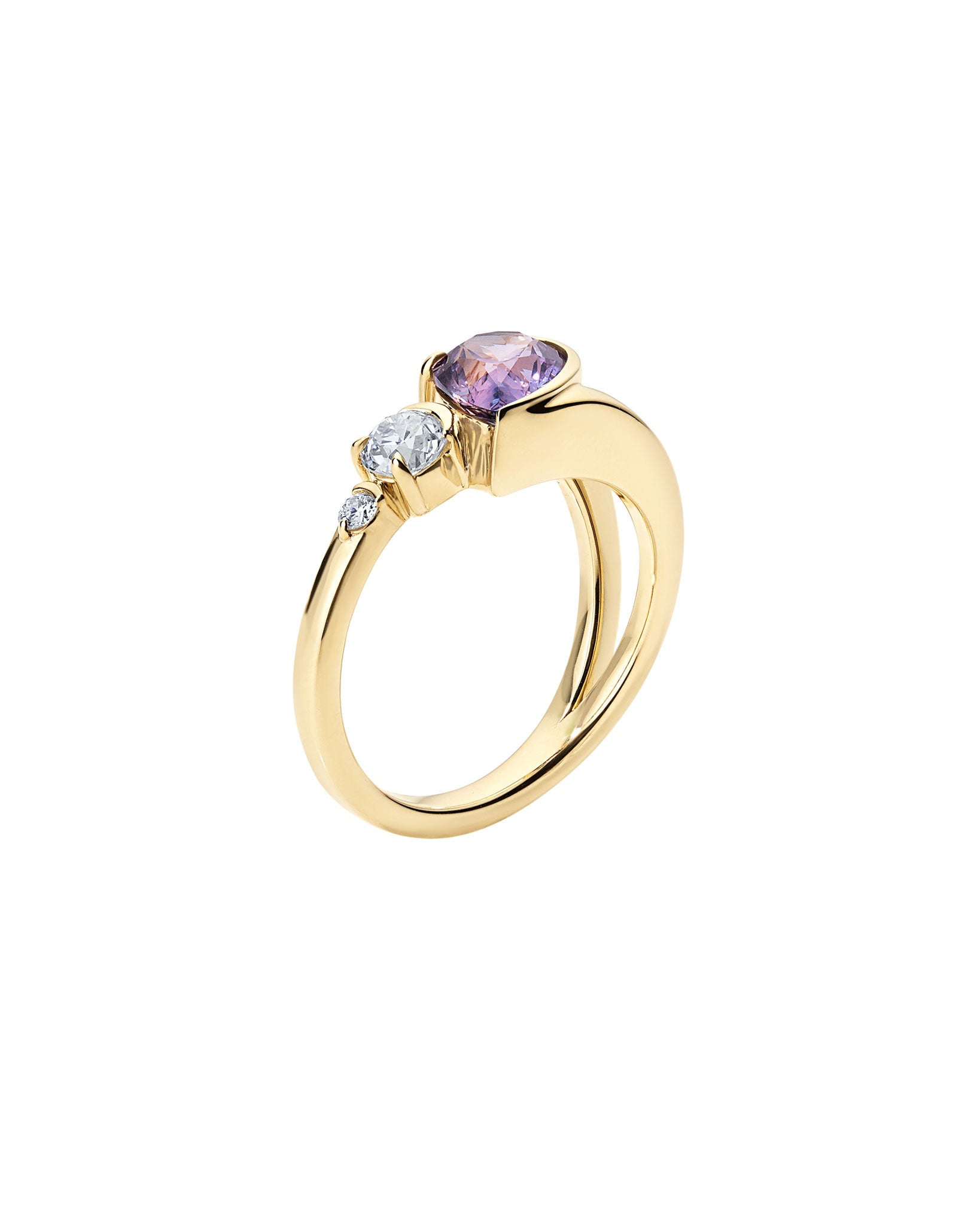 Bright Ring Pear Sapphire