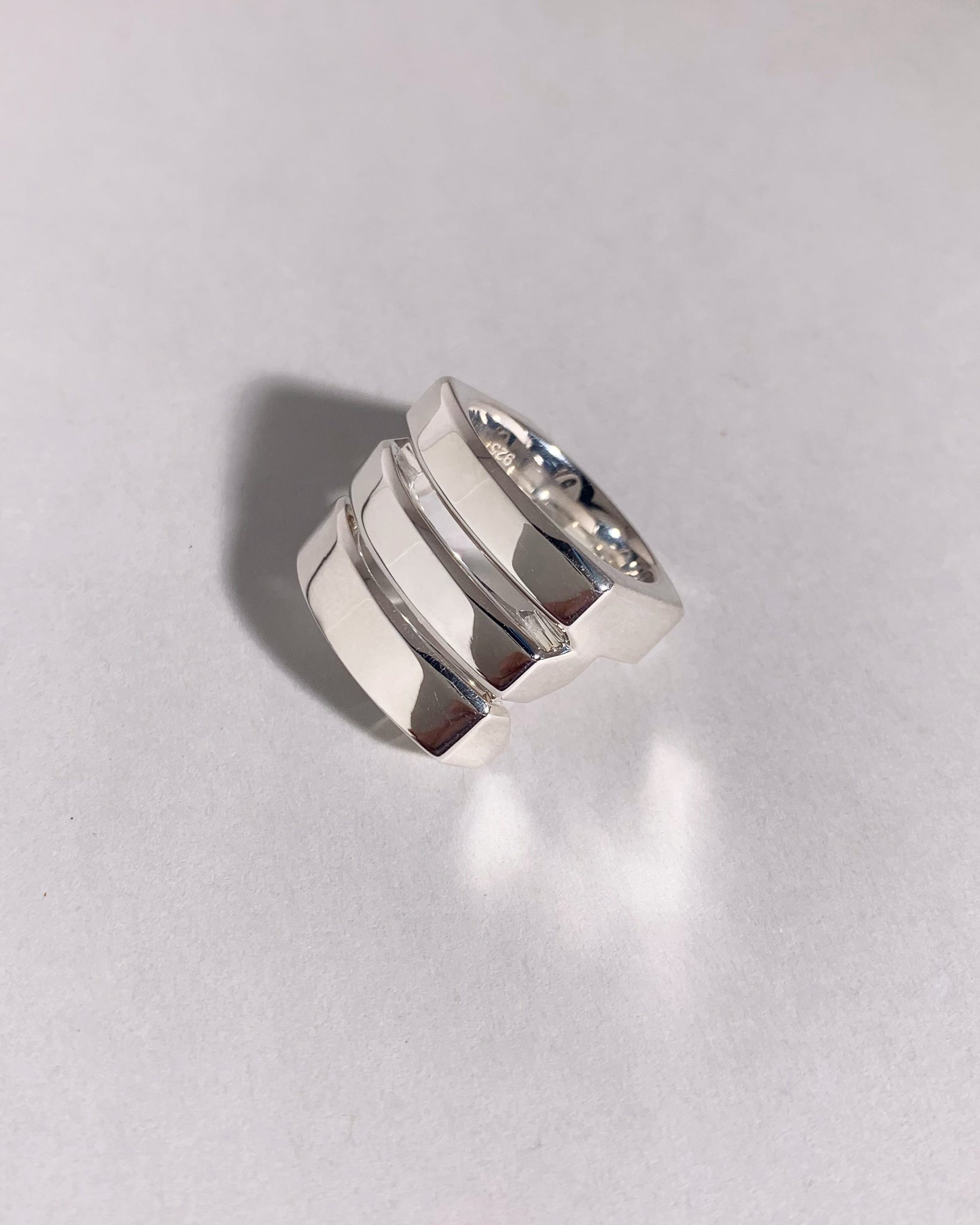 Singular Ring Size 6.5 - Vault Sale