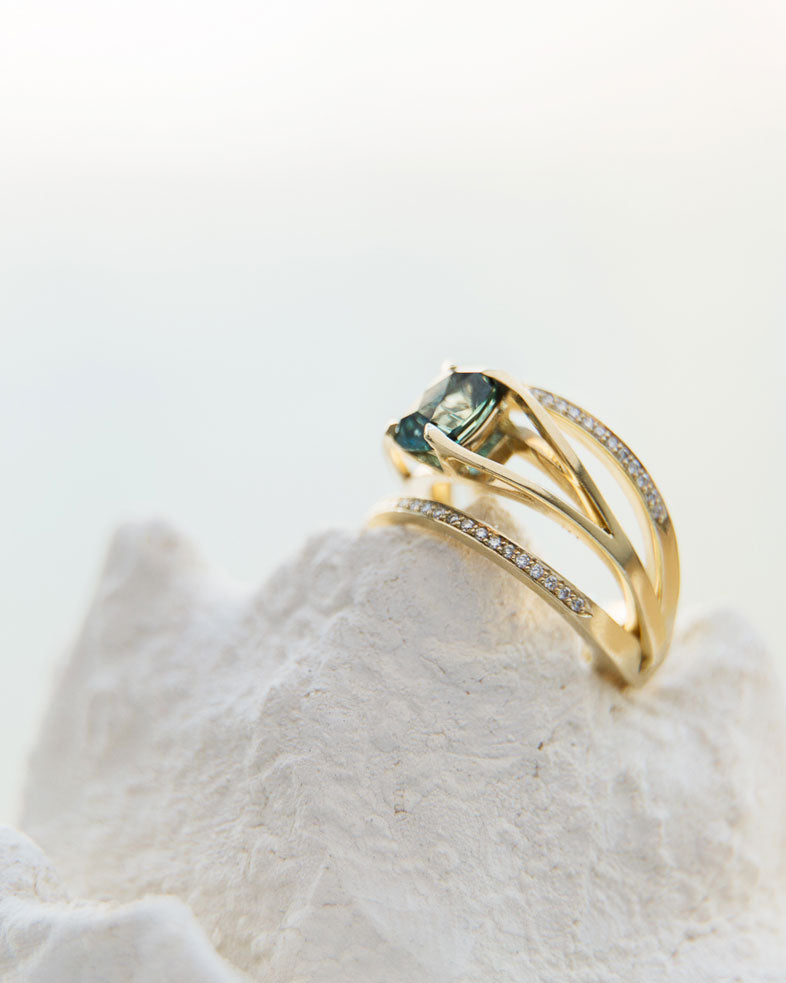 Centered + Acute 13mm Enclose Ring Set