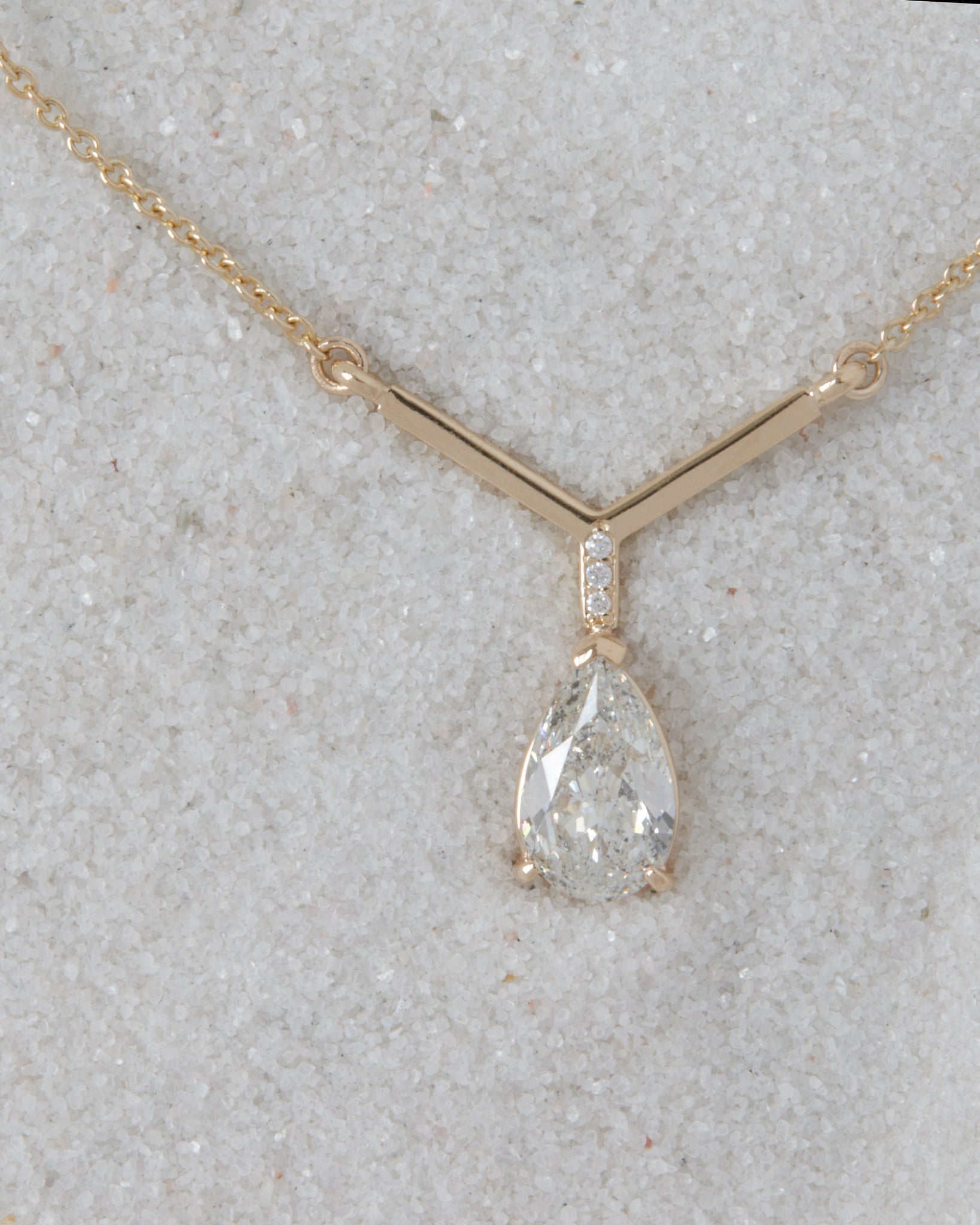 Rising Necklace