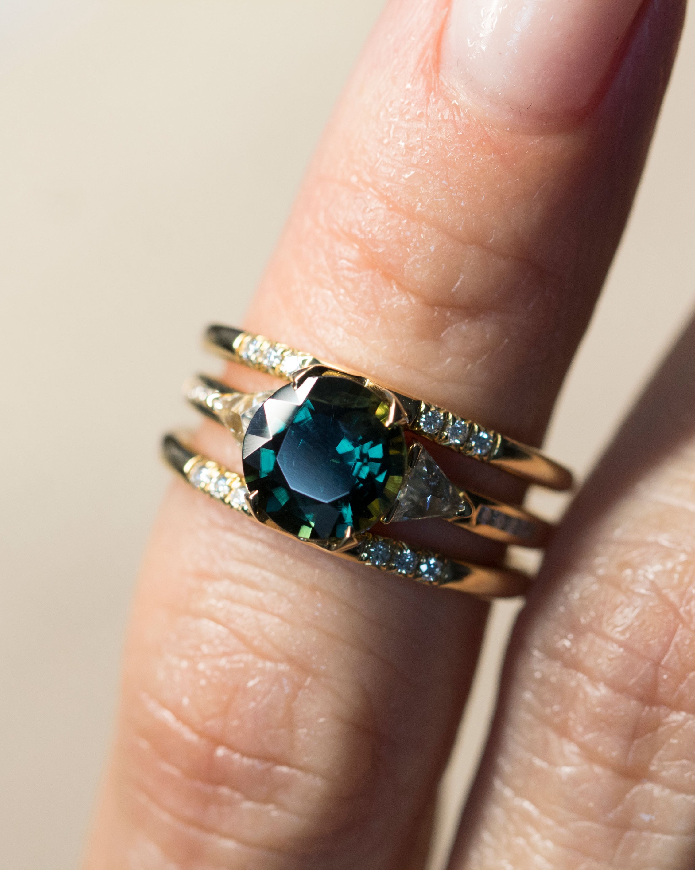 BLiss Lau Magnetic Illuminate Ring close up