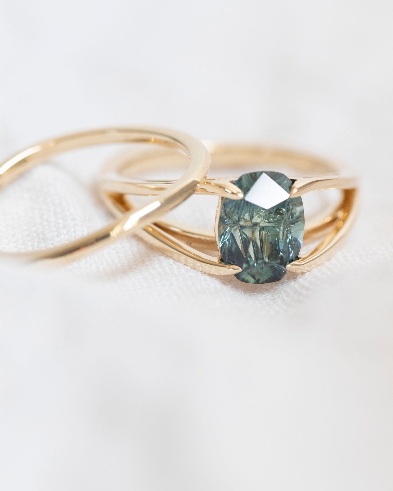 Centered Engagement Ring Signature Collection