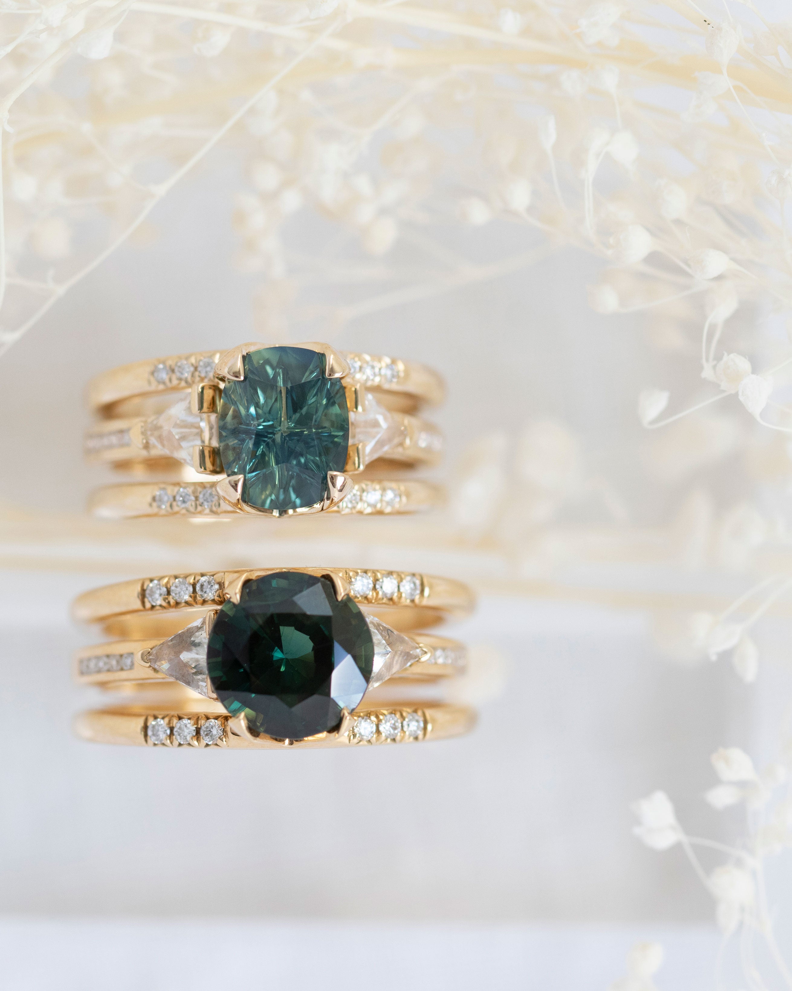 Two rings magnetic and illuminate rings 