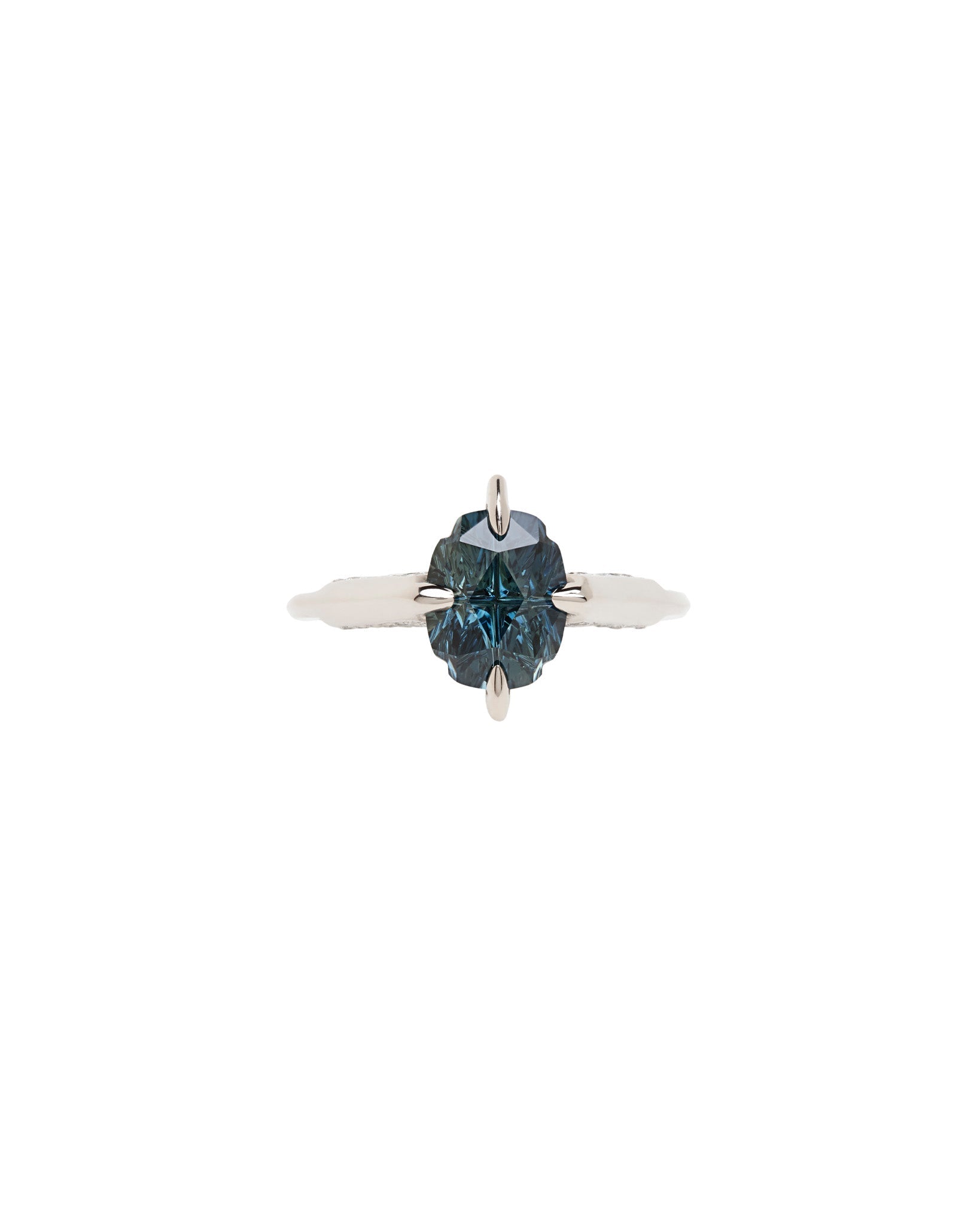 Minimalist Ring Sapphire