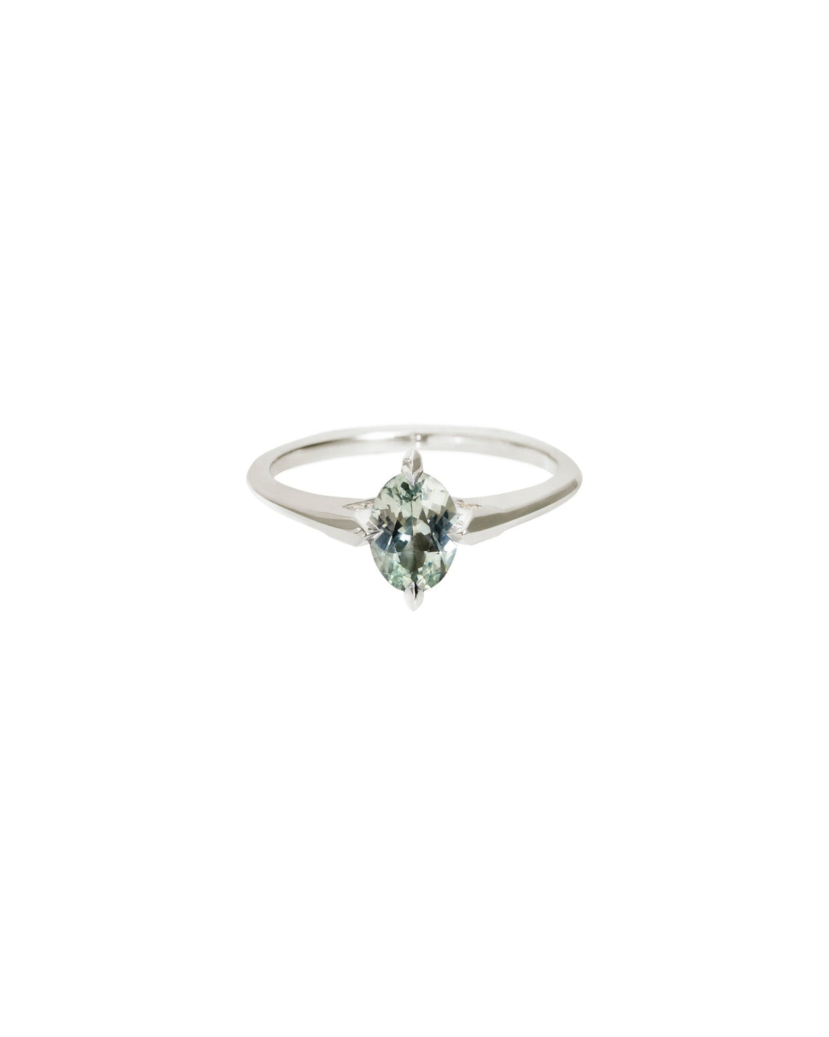 Minimalist Rise Ring Sapphire
