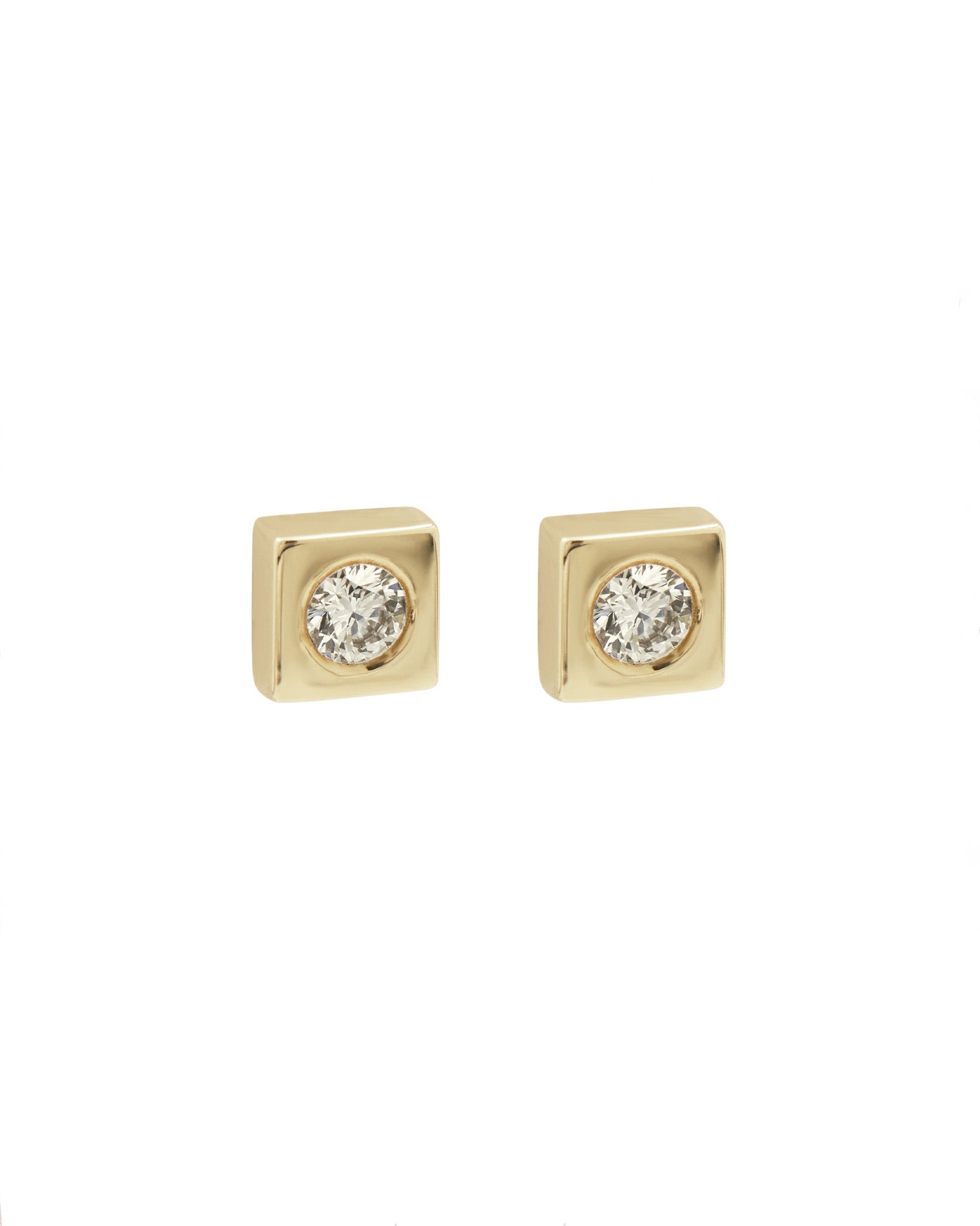 Rain Stud Yellow Gold